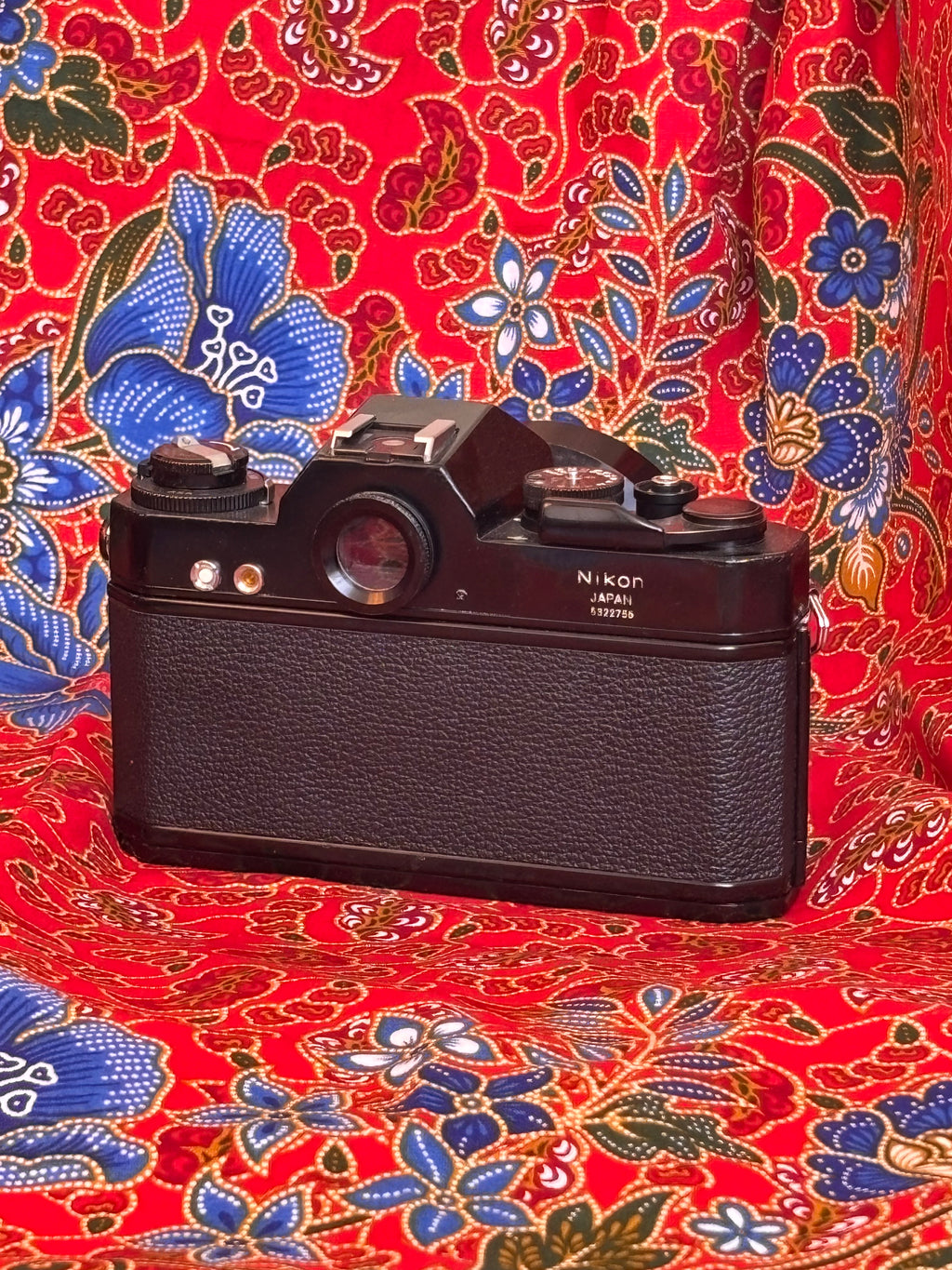 Nikon Nikkormat EL + 35mm f/2.8 - Noir