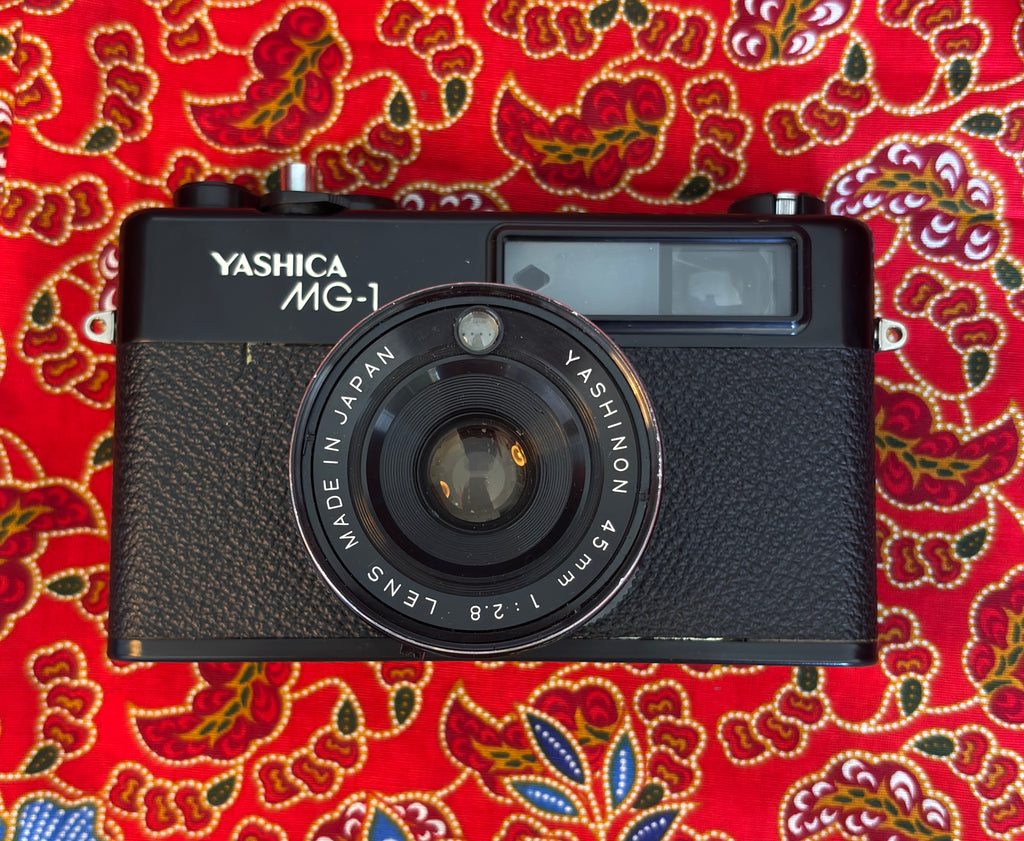 Yashica MG-1