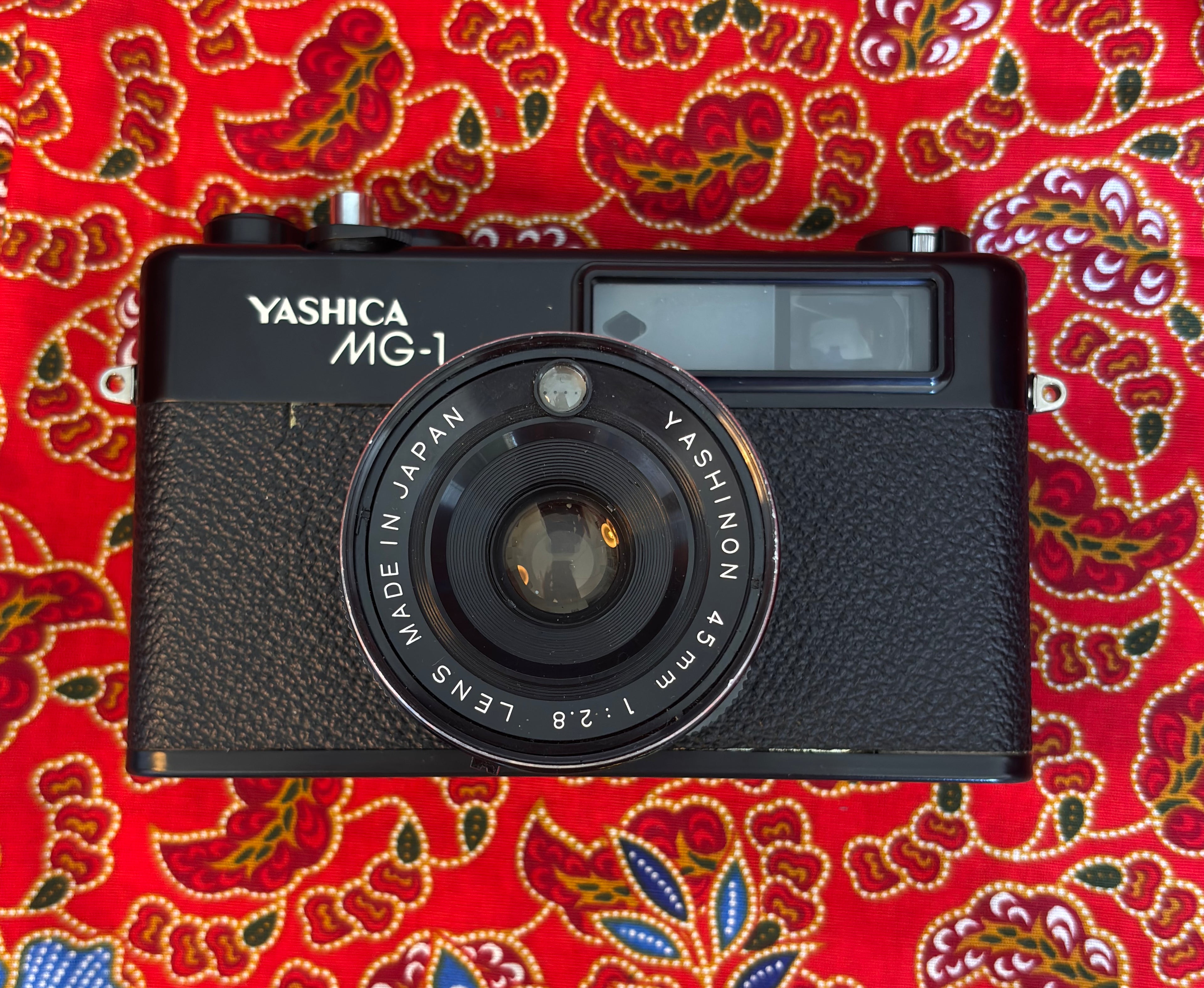 Yashica MG-1