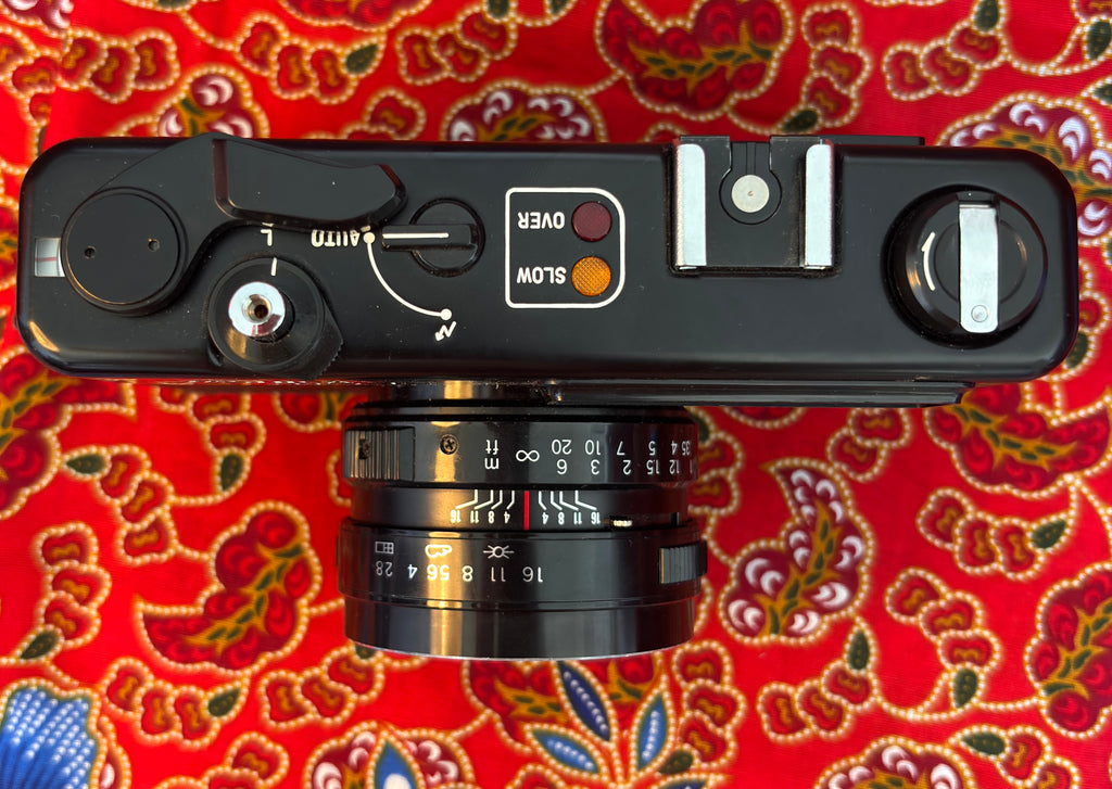 Yashica MG-1